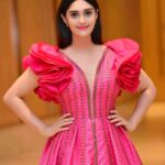 Surabhi Instagram - Cinderella vibes in this stunning 👗 @d.l.mayaofficial 💗 Styled by @reshma_stylist 💖🌸 HMU @vihana_stories 💕 : : : : : : : : : : : : : : : : #surbhi #surabhi #surofficial