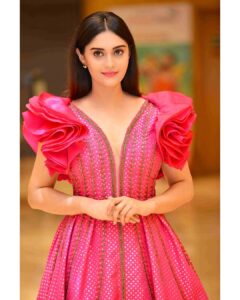 Surabhi Instagram - At #Sakath's pre-release event 

Styled by @reshma_stylist 🌸💖
Cinderella vibes in this stunning 👗  @d.l.mayaofficial 💗
HMU @vihana_stories 💕
:
:
:
:
:
:
:
:
:
:
:
:
:
:
:
:
#surbhi #surabhi
#surofficial