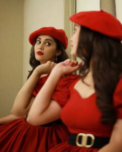 Surabhi Instagram - Feeling InspiRED ♥️

Styled by @reshma_stylist 
Wearing this gorgeous Dress by @naomibyneehabhumana 
Belt & Hat @hm 
Captured by 📸 @thescienceofphoto 
:
:
:
:
:
:
:
#surbhi #surofficial #surabhi