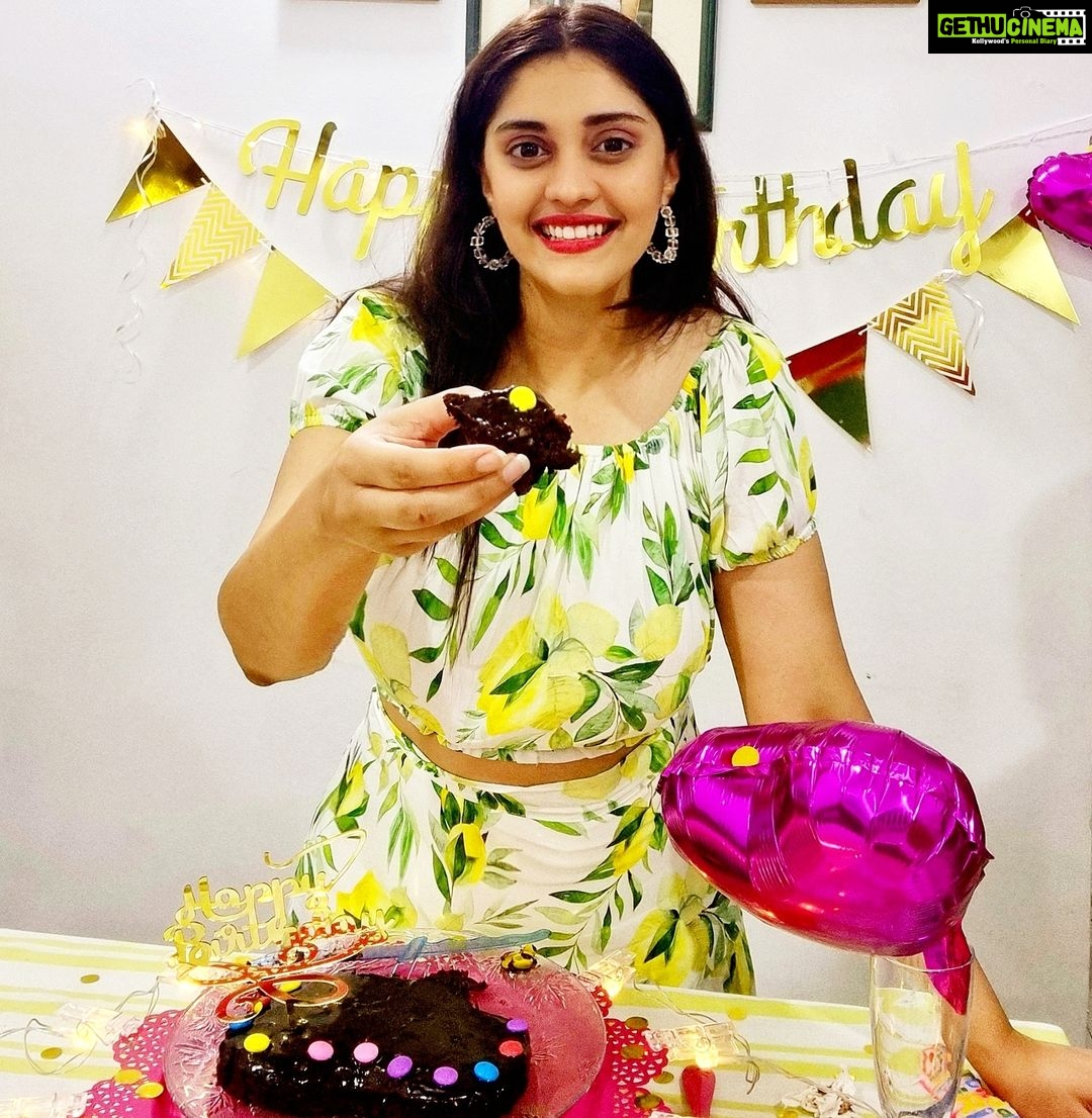 Surabhi - 30.3K Likes - About last night!♥️
I am feeling full of gratitude right now!😇 Celebrating another #lockdownbirthday at home was sweet & memorable in its own way!
From dressing up after a long time to baking my own birthday cake was worth trying & satisfying!😋
I feel blessed to have you all as my family! Thank you for showering me with so much love with all your beautiful Birthday wishes, messages, & lovely edits!!! *Special mention* to all the Surbhi Fan Clubs thank you for putting a Smile on my face!!! 😍
Here I am Sharing with you all the sweetest piece of my Birthday cake 🍰 to say Thank you to each & everyone who made my day so memorable & made me feel so special on my special day!💖
Please Stay Safe 🙏🏼
Love you all💖
P.s. The best Birthday cake is one you bake yourself ! If you’ve never tried it, recommend you all to try once in your life !😊
#birthdaysarespecial #blessed #gratitude
