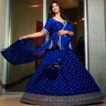 Surabhi Instagram - Feeling #bluetiful in this Oh-so-gorgeous 😍👗 Styled by the lovely @officialanahita 😘 👗: @vaishaliagarwal_ Nose pin: @bloombysushmita_ 📸: @v_capturesphotography : : : : : : : : : : : : : #royalblue #surbhi #surabhi