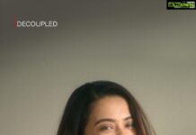 Surveen Chawla Instagram - Repost from @netflix_in We’re going to make “I owe you nothing” a new way of living. #Decoupled @actormaddy @surveenchawla @serialclicker811 @manujosephsan @motwayne @bombayfables @andolanofficial @sejtherage @bhavesh_mandalia @creativegaurav @chetanbhagat @soniarathee @that_actor_aseem @aparamehta @mirchimir13 @FreishiaB