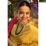 Surveen Chawla Instagram – What joy looks like 😇….. Beautiful jewellery by @satyanifinejewels @devpurbiyaphotography