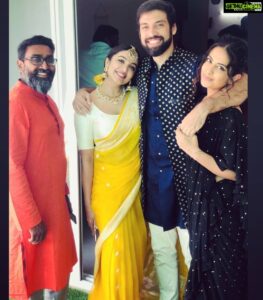 Tejaswi Madivada Instagram - Happy lovevaali deewali.