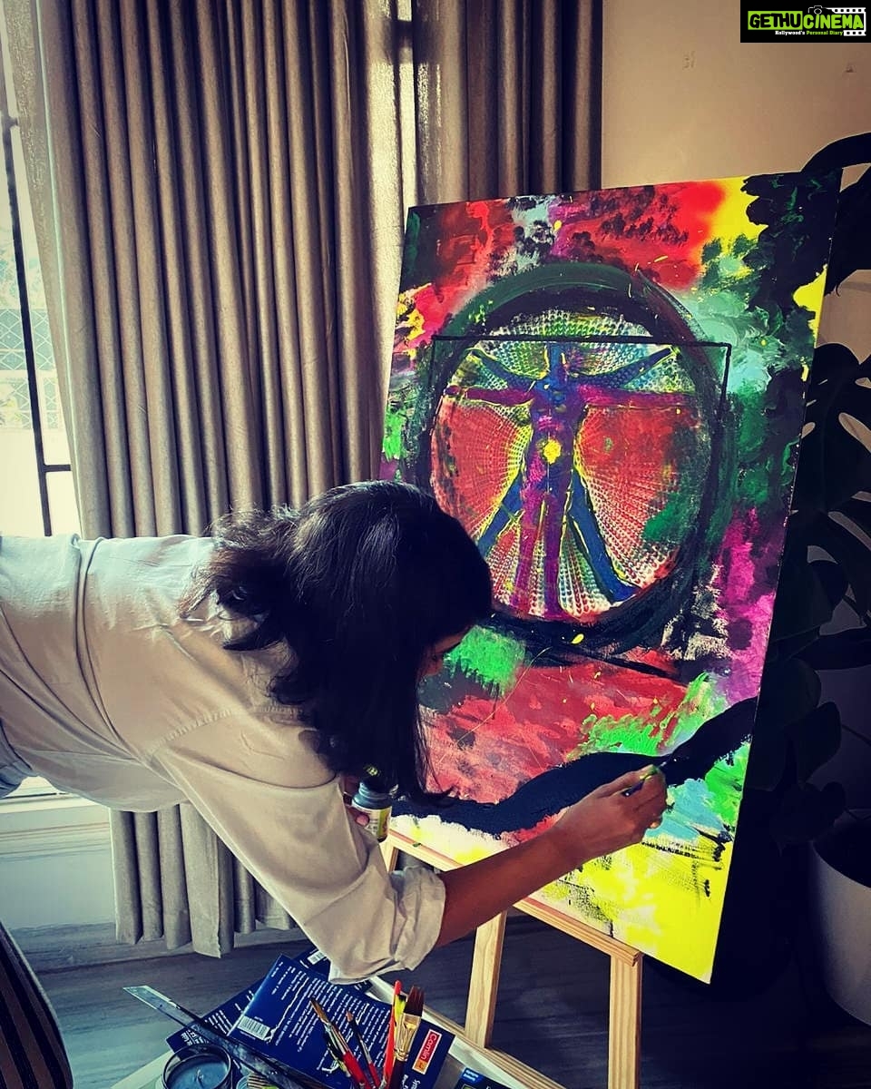 Tejaswi Madivada Instagram - I always knew how to do everything so never really mastered anything, cos I was like I am good at it ill leave it, but sometimes God gives you so much talent and you ignore it because of daily life and goals and productivity, do what makes your soul happy because end of the day thats the highest payment life can give you. Creative juices flowing after the ka soul trip literally met myself.