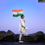 Thakur Anoop Singh Instagram – Happy Republic Day my dear Indians 🇮🇳 

Salute and gratitude to our Army, Navy and Air Forces for keeping us safe, protected and free 💪 🙏 

Jai Hind 🇮🇳