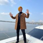 Thakur Anoop Singh Instagram – Wishing you and your family a very happy Lohri 2022! May the Lohri fire burn away all the sadness out of your life and bring you joy, Happiness and love always!! 

How’s my new look? 

Lohri Di lakh lakh vadaiyaan!! Love. Thakur Anoop Singh Goa India