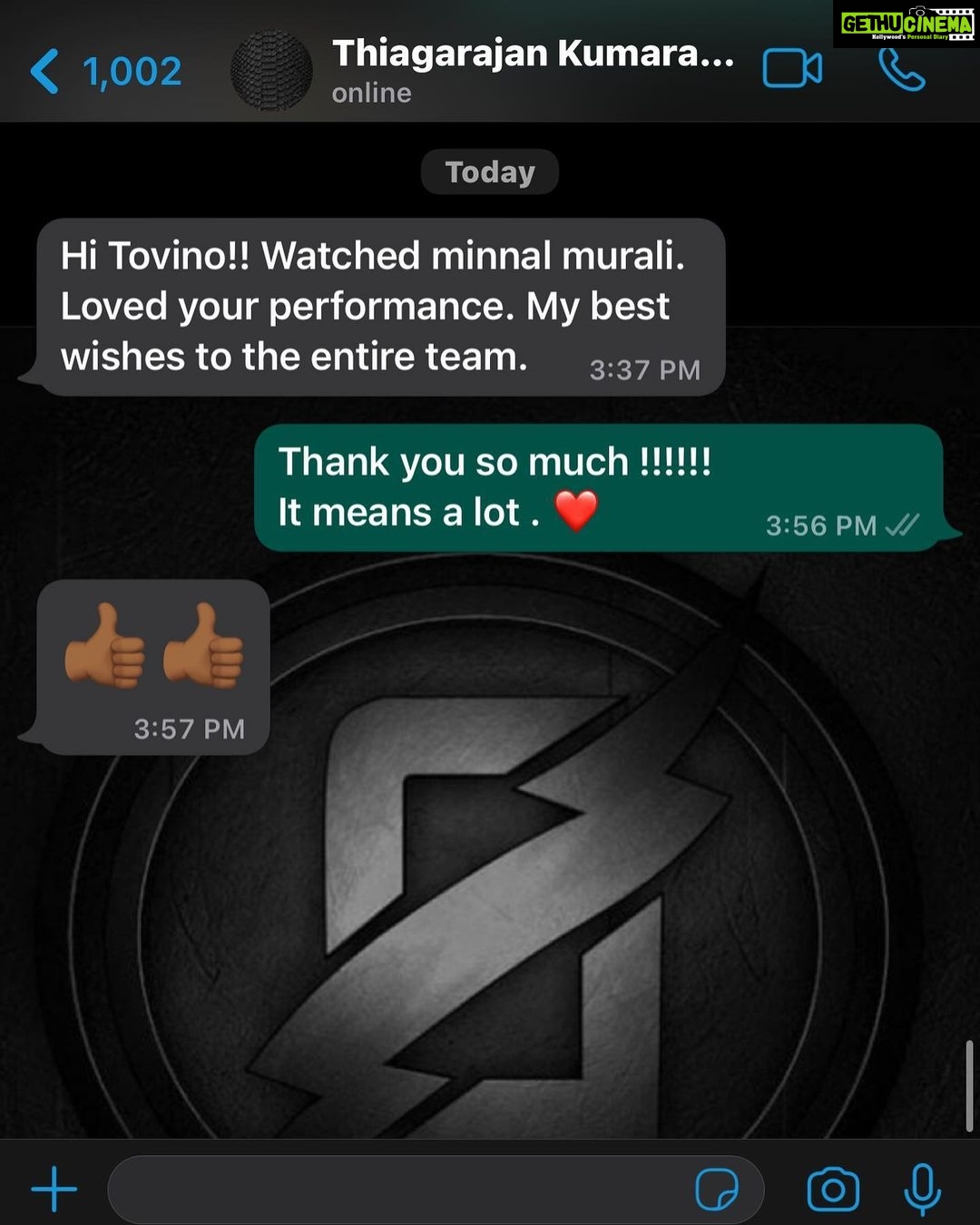 Tovino Thomas Instagram - Have been an ardent fan of #ThiagarajanKumararaja Sir and my brother @guru_somasundaram ever since watching Aaranya Kaandam. Words of appreciation from him means the world 😊⚡️ Super happy to be receiving all the love and acclaims for Minnal Murali on a daily basis. Puts a super wide smile on my face every single time ! #minnalmurali #minnalmuralireviews #happy #heartisfull #thiagarajankumararaja #fromthehorsesmouth #smilingwide