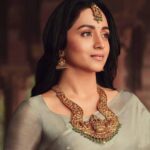 Trisha Instagram - Happy Pongal🎋