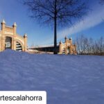 Usha Jadhav Instagram – #Repost @alexcortescalahorra 
・・・
🌨️🌁📸Muy bonito todooo pero…a ver quién te descongela #Filomena

Con @jadhavusha
#Snow #sinfiltrossevivemejor #nieve #nievemadrid #pandemia #cineespañol #wtf2020 #wtf2021 #ushajadhav #alejandrocortes #ınstagood Madrid, Spain