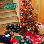 Usha Jadhav Instagram - Merry Christmas!🎅🏼 Feliz Navidad!🎄 #salud #familia #amor y #cine @alexcortescalahorra . #christmas #navidad #felicesfirstas