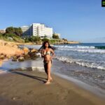 Usha Jadhav Instagram - #sunkissed #bloody #hotsummer Foto @alexcortescalahorra 💗 #playa #beach #beachlife #mar #life #love #amor #vida #nature #sky Spain