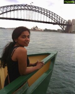 Usha Jadhav Instagram - #memory #sydney #australia 
#operahouse #sydneybridge 💕

filmshoot #actorslife 
.
#pandemic #corona #life