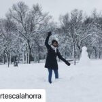 Usha Jadhav Instagram - #Repost @alexcortescalahorra ・・・ 🌨️🌁📸Muy bonito todooo pero...a ver quién te descongela #Filomena Con @jadhavusha #Snow #sinfiltrossevivemejor #nieve #nievemadrid #pandemia #cineespañol #wtf2020 #wtf2021 #ushajadhav #alejandrocortes #ınstagood Madrid, Spain