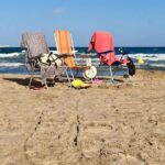 Usha Jadhav Instagram - La Playa 🏖 con @alexcortescalahorra . #laplaya #elmar #thebeach #sol #sun #life . #coronavirus #pandemic Platja de la Pineda