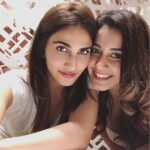 Vaani Kapoor Instagram - Happy happy birthday to the one I can tell my soul to ❤️!!!! Promise to stick by your side through thick and thin and everything in between ! I love you no matter rain or shine ✨🤗🤗🤗