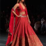 Vaani Kapoor Instagram - Makin my way in this Beautiful outfit by #SVA @lakmefashionwk