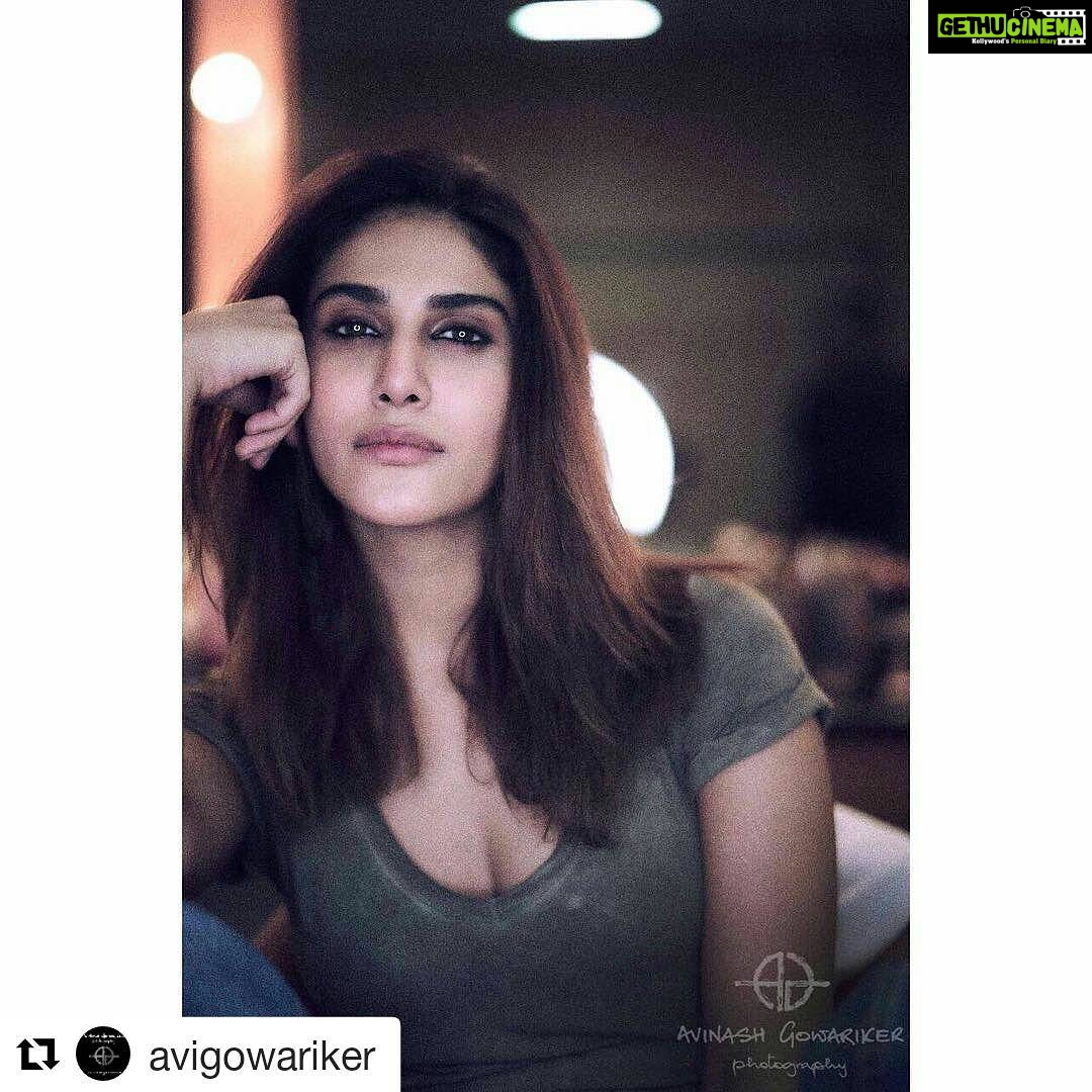 Vaani Kapoor Instagram - #Repost @avigowariker with @repostapp ・・・ #PostPackUpShot with the 'carefree' & lively @_vaanikapoor_. Great spark & energy!