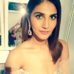 Vaani Kapoor Instagram - Backstage @ Manishmalhotra show #hyderabad 💕