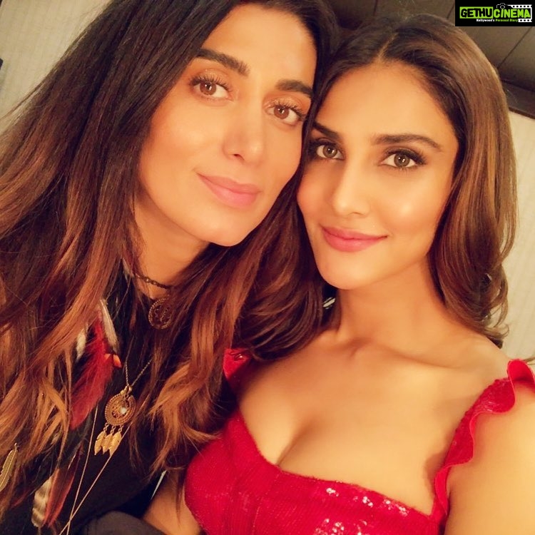 Vaani Kapoor Instagram - With this crazy psycho 😛❤