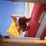 Vaani Kapoor Instagram - Sun on my face, wind in my hair, music in my ears and peace in my soul #life❤️