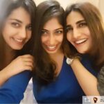 Vaani Kapoor Instagram - Powerpuff girls!💁🏻❤️ #happiness #bff