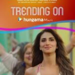 Vaani Kapoor Instagram - We are interrupting your feed with an important announcement! #ChandigarhKareAashiqui title track is now trending on @hungamamusic! 🕺💃 @gattukapoor @ayushmannk #BhushanKumar @pragyakapoor_ #KrishanKumar @abny7 @paranjapetushar #SupratikSen @sachinjigar @soulfulsachin @jigarsaraiya @jassisidhu @safirock @caesar2373 @tseriesfilms @gitspictures @tseries.official