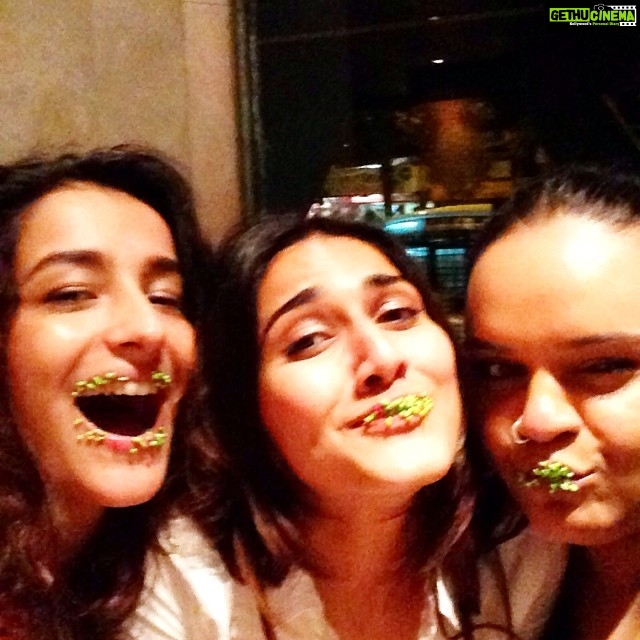 Vaani Kapoor Instagram - You're saunf full of shit!😈
