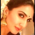 Vaani Kapoor Instagram – #love the #indianlook #selfie