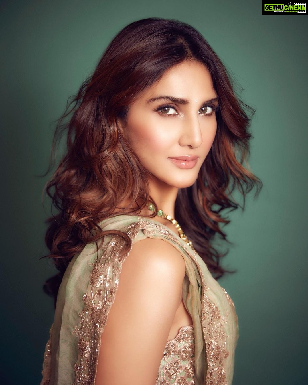 Vaani Kapoor Instagram - Celebratory vibes 💚