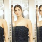 Vaani Kapoor Instagram - The people vital for my happiness.. #on-shoot family 🧡
