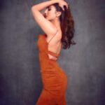 Vaani Kapoor Instagram - Thick gals .. Thin gals.. We’re all Winner gals ☄️🧡