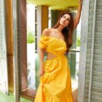 Vaani Kapoor Instagram - Love everything about #MangoAutumnDiaries! 🦋 Shop latest Autumn collection from @Mango at @Myntra, www.Mango-India.com & Mango Offline stores. #MangoAutumnDiaries #AutumnWinter #Ad