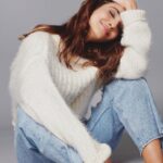 Vaani Kapoor Instagram - cozy x love x ♾