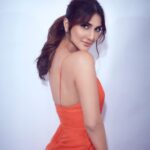 Vaani Kapoor Instagram – Orange on fleek ! 🧡🎇