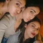 Vaani Kapoor Instagram - So happy to see these faces again !! 💋 #mypatooties 🎄🤗❤️✨