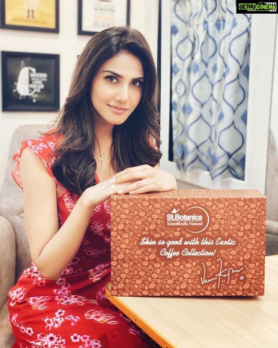 Vaani Kapoor Instagram - Sometimes, even our skin needs a wake-up boost! I love to start my day with a cup of coffee and @stbotanica.india’s premium coffee range ☕ And now, you can get the complete collection in this exclusive gift box autographed by me! So don’t wait, get your hands on the full range today at www.stbotanica.in. And as a special treat, you can now get 20% off on all your purchases! Just add coupon code Vaani20 for super savings! #stbotanica #stbotanicaindia #becauseyouarebeautiful