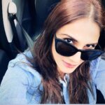Vaani Kapoor Instagram - Life has been quite *SHADY* 😎