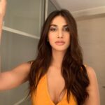 Vaani Kapoor Instagram – The caption is upto you 💋