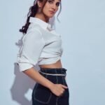 Vaani Kapoor Instagram - आज मूड है भयंकर