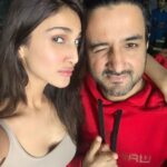 Vaani Kapoor Instagram - A lot of warm wishes and a lot of love for you Sid on your special day. It was an absolute pleasure to work with you and the countless memories we’ve created I will always cherish 🤗💗Happy Happy Happy Birthday Captain ! @itssiddharthanand