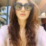 Vaani Kapoor Instagram – The pursuit of Sunniness 🔭☀️🌈🌼