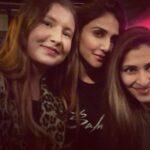 Vaani Kapoor Instagram - Me & My Girls 💛