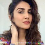 Vaani Kapoor Instagram - Here’s some insider information for all you fashion lovers! @marksandspencerindia has been secretly working on something really special. So, let’s uncover it together. Stay tuned and I’ll get back to you.