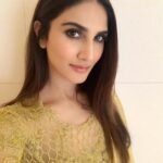 Vaani Kapoor Instagram - 🙃 yellow marshmallow 🙃