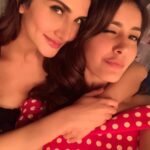 Vaani Kapoor Instagram - It’s my Chica's day!!!! Happy Birthday gorgeous ❤️ keep on shining my heart 👯‍♀️