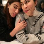 Vaani Kapoor Instagram - Nupsie you have no idea how much I miss you my cutie. The one person who I can rely on my entire life! Who loves me and accepts me just the way I am.. I love being silly and crazy when we’re together.. I always always want to see you happy and smiling love ❤️