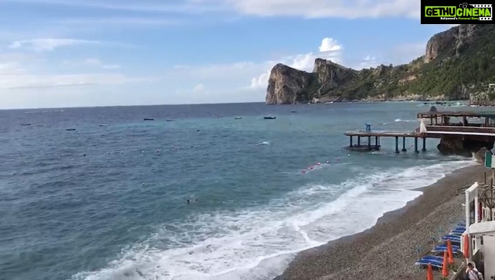 Vaani Kapoor Instagram - Woke up to this... Positano