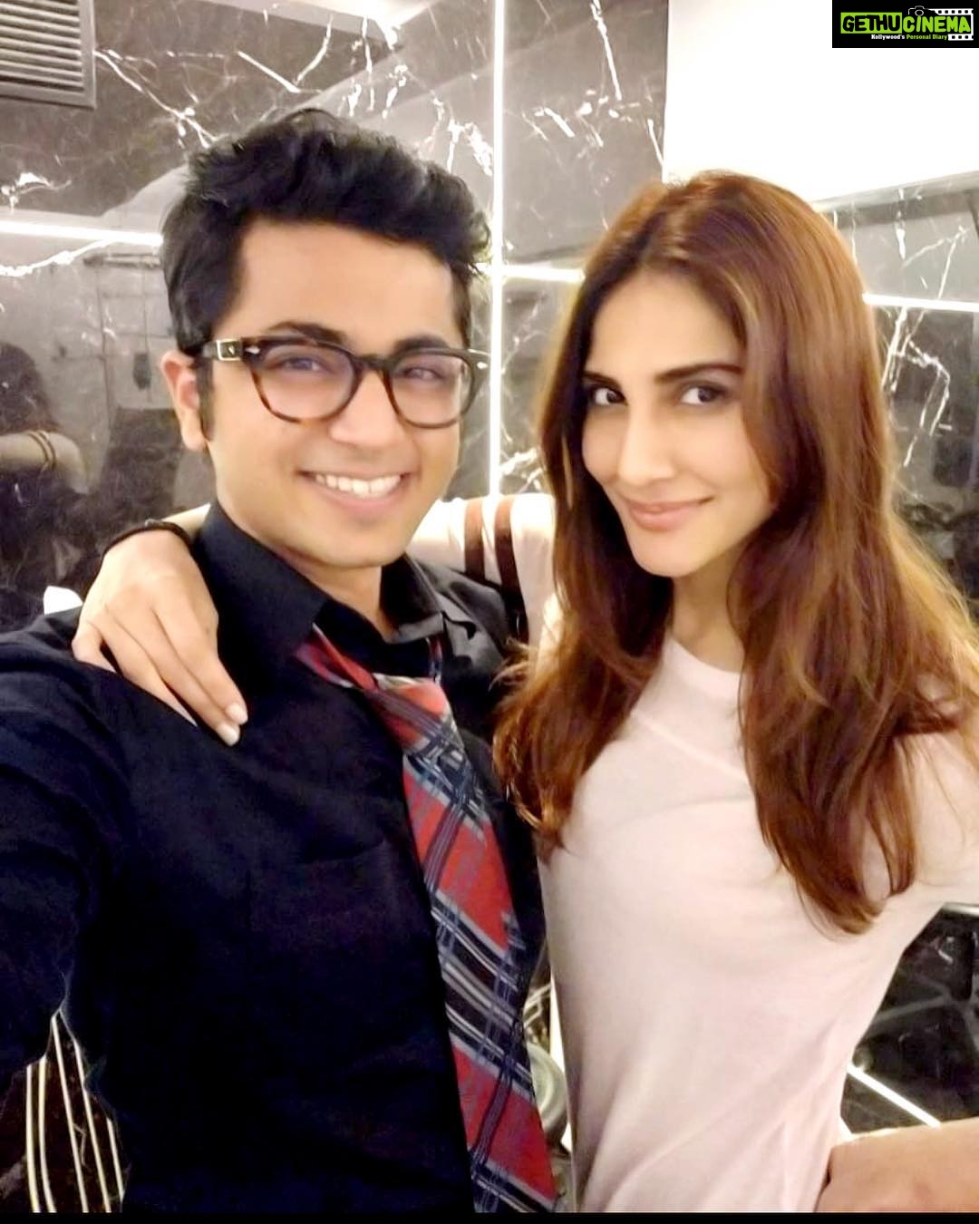 Vaani Kapoor Instagram - Bonafide genius! Ain’t nobody like you my friend 🖖@dr.jewelgamadia