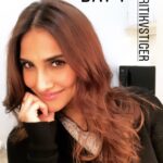 Vaani Kapoor Instagram - SO IT BEGINS !!!🙏🙌 . . . @itssiddharthanand @hrithikroshan @tigerjackieshroff #hrithikvstiger